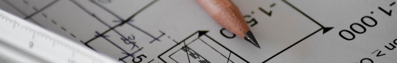 Crayon posé sur un plan technique